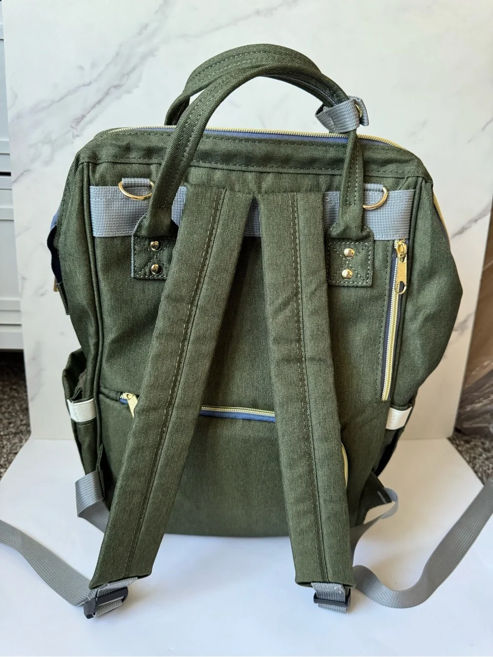 Lequeen olive green